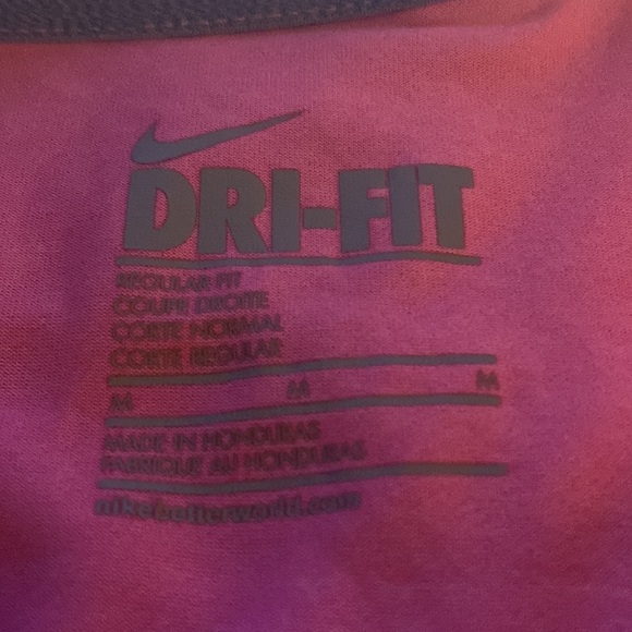 Nike Pink Dri-Fit V-Neck Athletic Active T-Shirt Tee Size Medium VGC - Picture 4 of 4